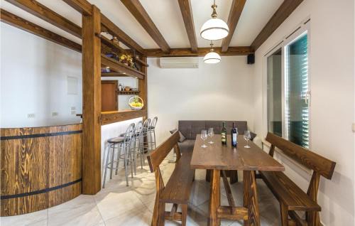 Tucepi House | 4 Bedroom Stunning Home In Tucepi