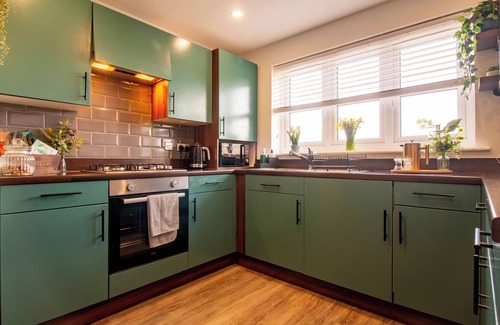 Llanfoist House | 4 Bedroom Townhouse close to Abergavenny which comfortably sleeps up to 8 guests