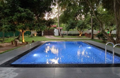 Narammala Villa | 4-bedroom villa in wonderful Kadahapola with WiFi, AC, fitness room