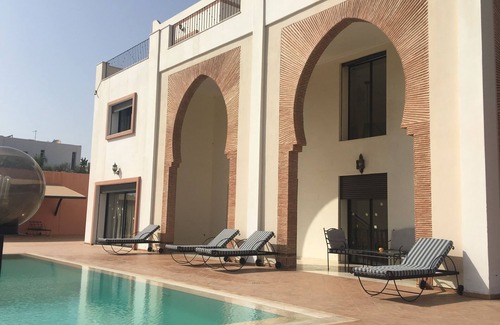 Agadir Villa | 4 Bedrooms Restful Villa with Private Swimming Pool Ref: T42027