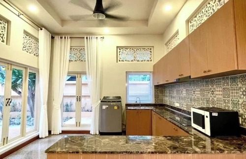 Na Kluea House | 4 beds 10 mins walk to the beach