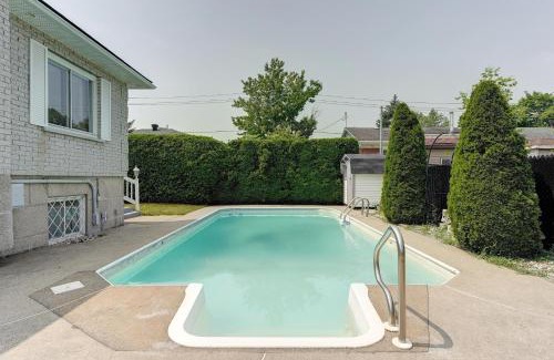 Laval-des-Rapides Villa | 4 Beds Entire House Wifi Parking