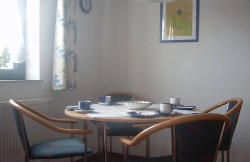 Waldbreitbach Apartment | 4-Bett-Wohnung Wochenangebote - Apartment Schäfer