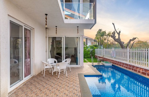 Chicalim Villa | 4 BHK Private Pool Villa in South Goa