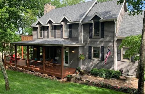 Camdenton House | 4 BR Home on the 17th Green at Old Kinderhook
