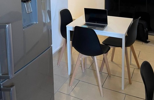 Champs Elysees Apartment | 4 Chambres Lumineuses, Agréables Dans un bel Appart