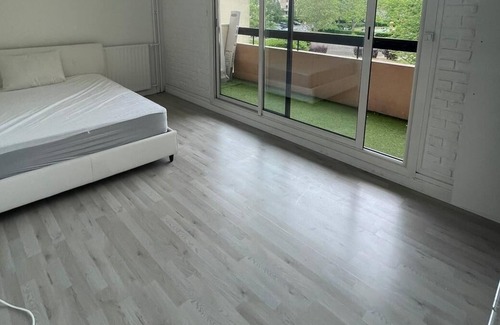 Champs Elysees Apartment | 4 Chambres Lumineuses, Agréables Dans un bel Appart