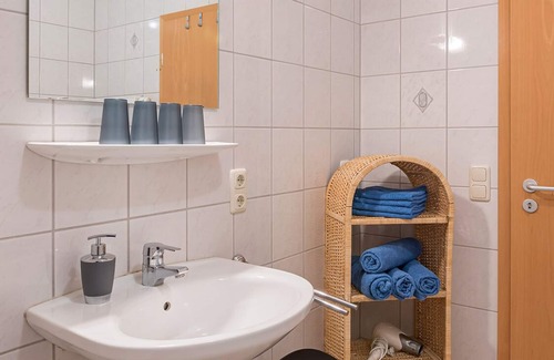 Oppenau Apartment | 4 Ferienwohnung Moosblick, 2 Schlafzimmer