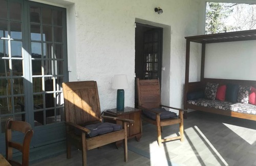 Usson House | 4* Large, comfortable house for 8-10 people with horses, goats and chickens