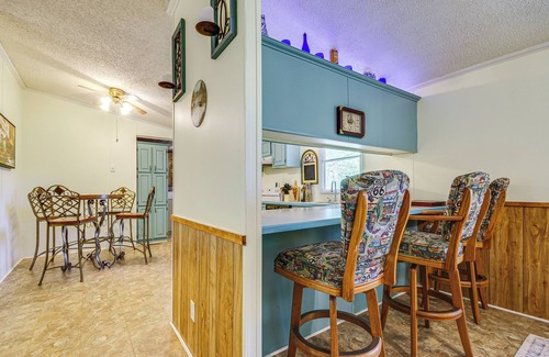 Lebanon House | 4 Mi to Bennett Spring SP: Dog-Friendly Home!