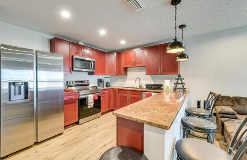Trailer Estates House | 4 Mi to Bradenton Riverwalk Cozy Home with Grill!
