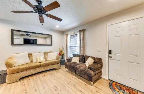 Trailer Estates House | 4 Mi to Bradenton Riverwalk Cozy Home with Grill!