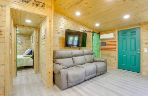 Callicoon House | 4 Mi to Delaware River Callicoon Retreat with Deck!