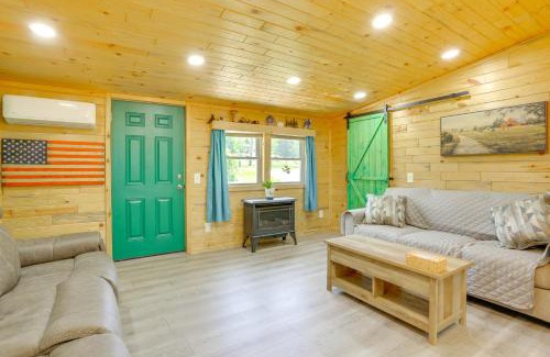 Callicoon House | 4 Mi to Delaware River Callicoon Retreat with Deck!