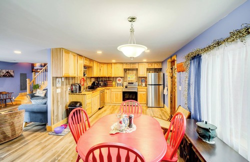 Catskill House | 4 Mi to Dtwn Catskill: Mtn-View Home