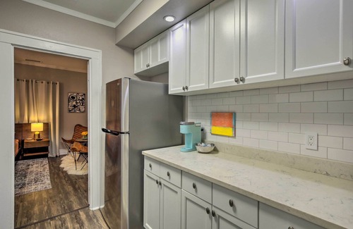 Lower Greenville Cottage | 4 Mi to Dtwn: Dallas Gem w/Furnished Patio