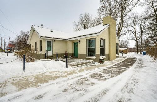 Kalamazoo Apartment | 4 Mi to Dtwn Kalamazoo Central Apt