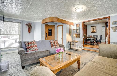 Kalamazoo Apartment | 4 Mi to Dtwn Kalamazoo Central Apt