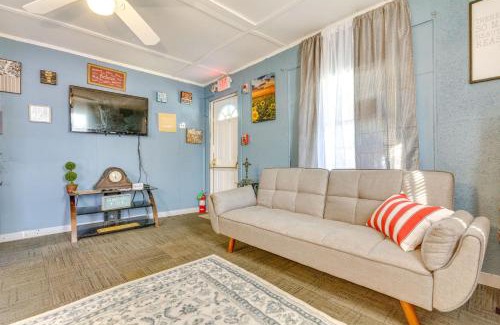North Little Rock Apartment | 4 Mi to Dtwn Little Rock Studio with Porch