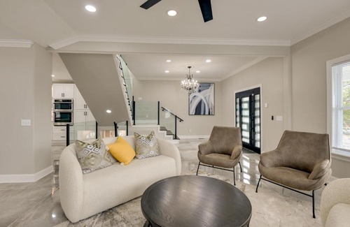 Walbrook House | 4 Mi to Dtwn Upscale Home in Baltimore