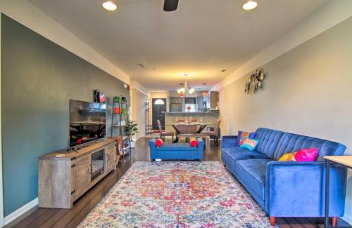 Lewes Apartment | 4 Mi to Ocean Lewes Beach Condo with Screened Porch