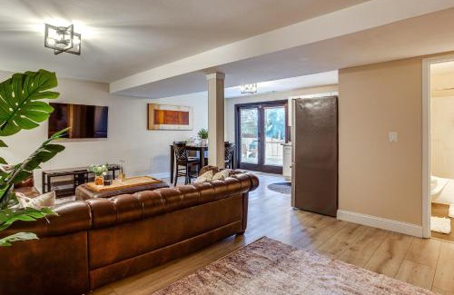 University Place Apartment | 4 Mi to Waterfront Parks! Cozy Apt in Tacoma Area