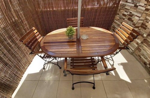 Sant Adria de Besos House | 4 mint to beach and 20 mint to las Ramblas plaza catalunya Barcelona