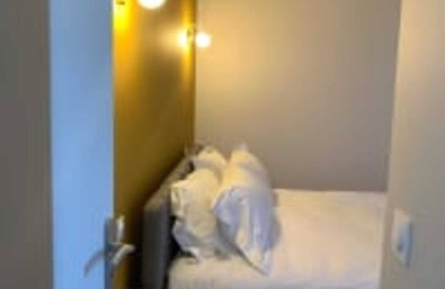 Chatel-Guyon Apartment | 4-person air-conditioned apartment 1 bedroom + sofa bed Puy de Lachamp 204