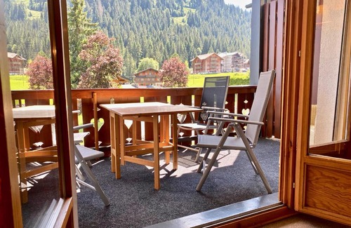 Morgins Apartment | 4 person apartment in central location