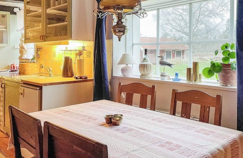 Hallstavik House | 4 person holiday home in HALLSTAVIK
