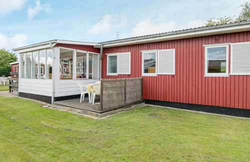 Flovt Strand House | 4 person holiday home in Haderslev