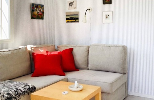 Falkoping House | 4 person holiday home in FALKÖPING
