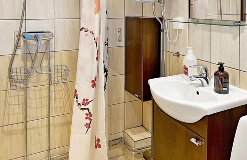 Uttran House | 4 person holiday home in UTTRAN