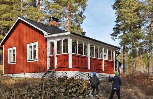 Arjang House | 4 person holiday home in ÅRJÄNG