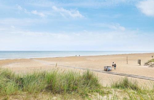 Brovst Apartment | 4 person holiday home in Brovst-By Traum