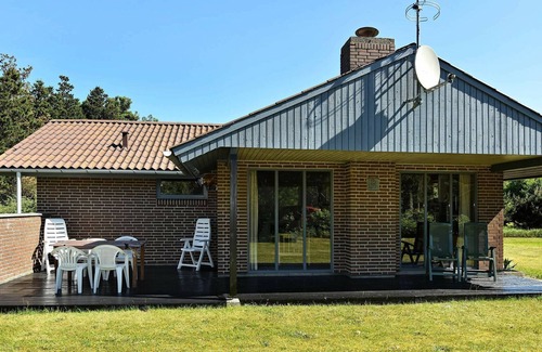 Henne House | 4 person holiday home in Henne-By Traum