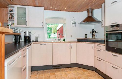 Arrild Ferieby House | 4 person holiday home in Toftlund