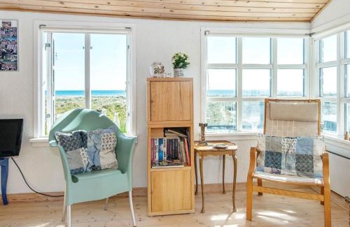 Grena Strand House | 4 person holiday home in Grenaa