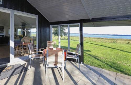 Hojslev House | 4 person holiday home in Højslev
