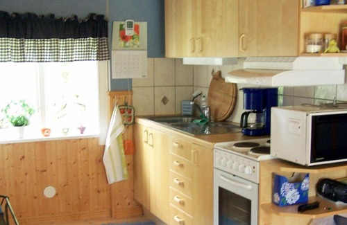 Blankered House | 4 person holiday home in KN RED