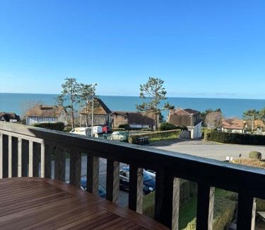 Benerville-sur-Mer Apartment | 4 pieces 80m2, plage 7 mn a pied, parking gratuit