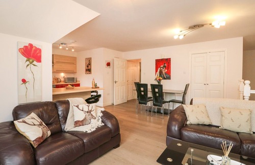 Invergarry House | 4 RIVER COURT, family friendly, with a garden in Invergarry