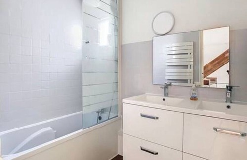 Le Cres House | 4-room house with pool