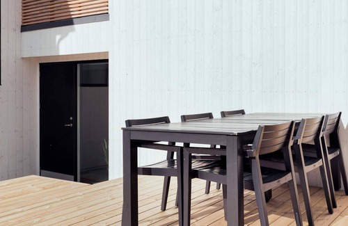 Leirvik House | 4 star holiday home in Leirvík