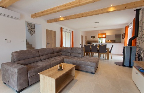 Milohnici Villa | 4 * villa with private pool - modern and well equipped