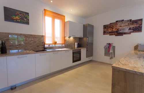 Milohnici Villa | 4 * villa with private pool - modern and well equipped