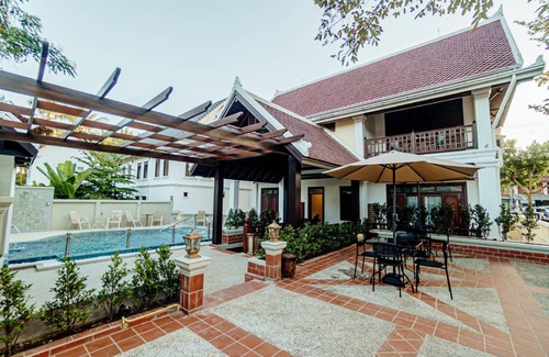 Luang Prabang Hotel | 40 m² Hotel ∙ 2 guests