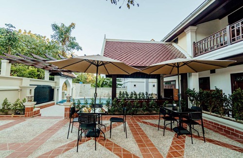 Luang Prabang Hotel | 40 m² Hotel ∙ 2 guests