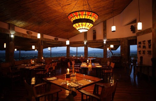 Serengeti National Park Cabin | 40 m² Lodge ∙ 2 bedrooms ∙ 4 guests