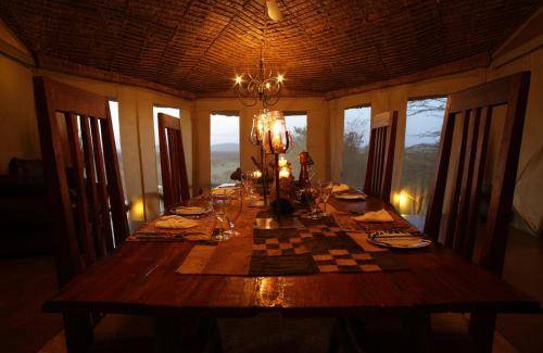 Serengeti National Park Cabin | 40 m² Lodge ∙ 2 bedrooms ∙ 4 guests